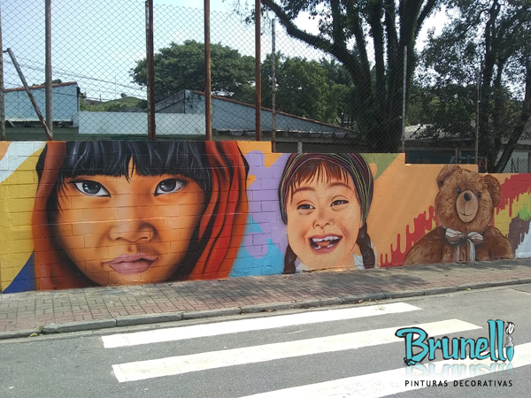 Grafites em escolas infantis