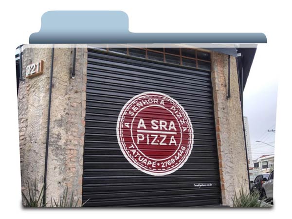 Pintura de logotipo em porta de ao A senhra Pizza