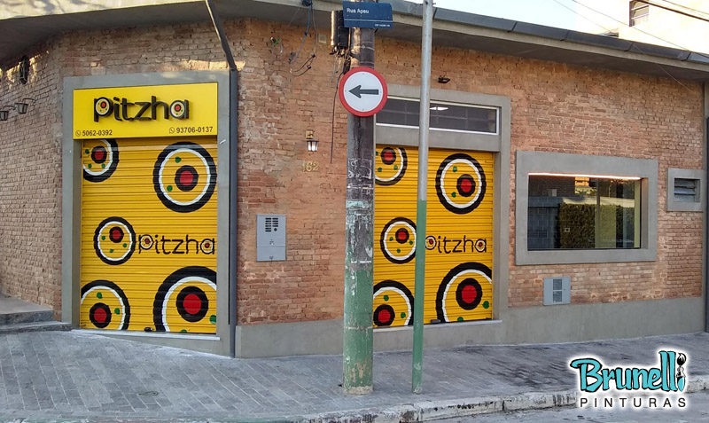 Pintura de Letreiro em porta de ao | Pitzha Pizzaria