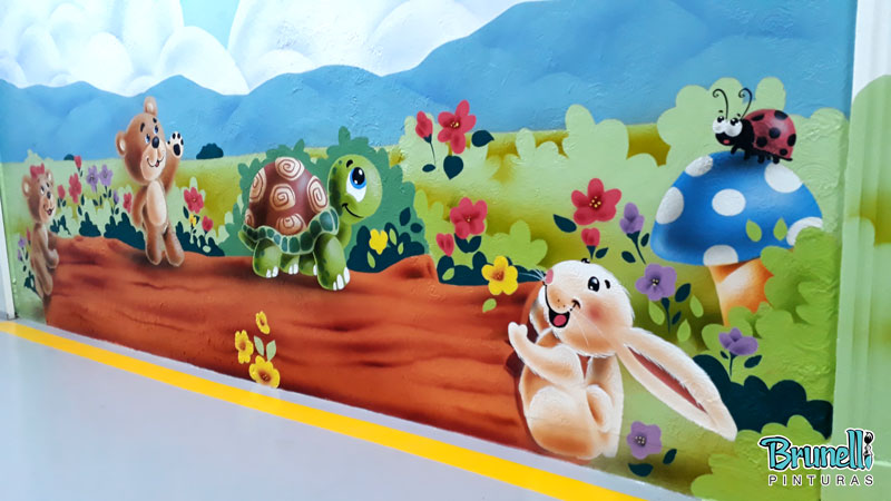 Pintura em escola infantil