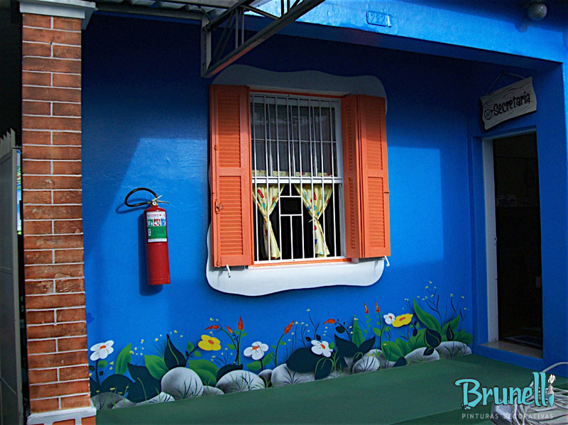 Pintura para muro de escola infantil